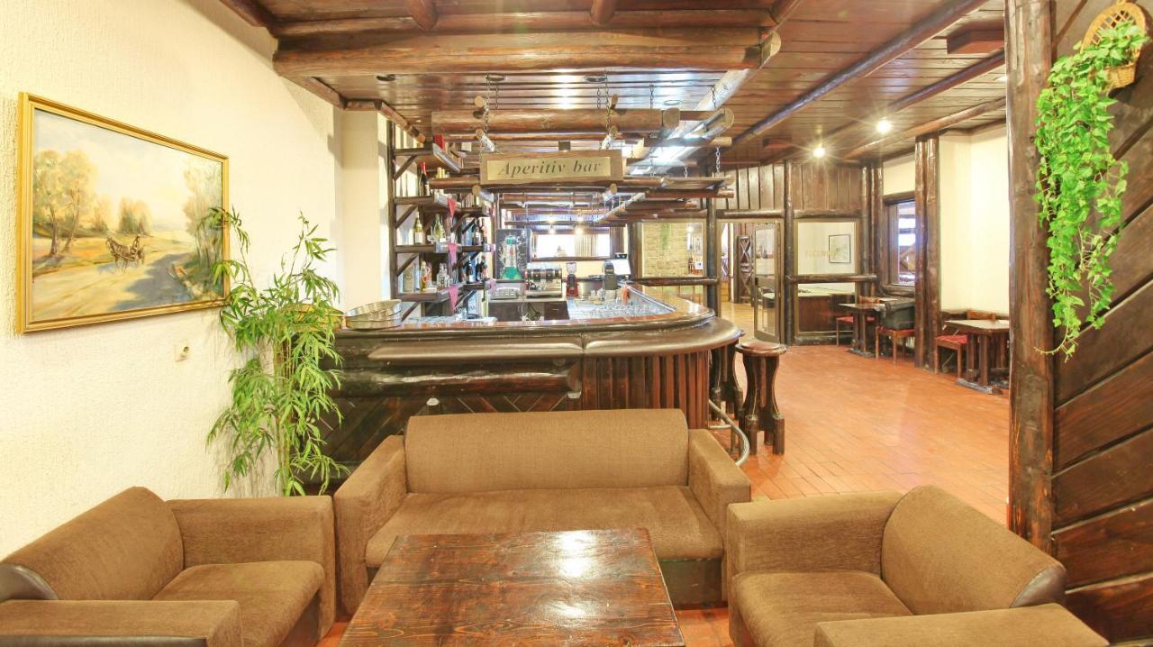 Hotel Olga Dedijer โคเปานิก ภายนอก รูปภาพ